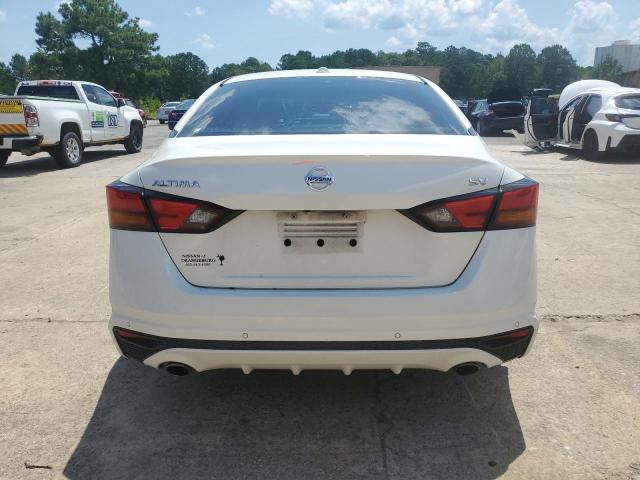  NISSAN ALTIMA 2019 Белый