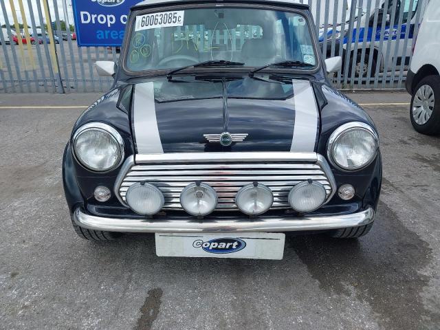 2001 ROVER MINI CLASS