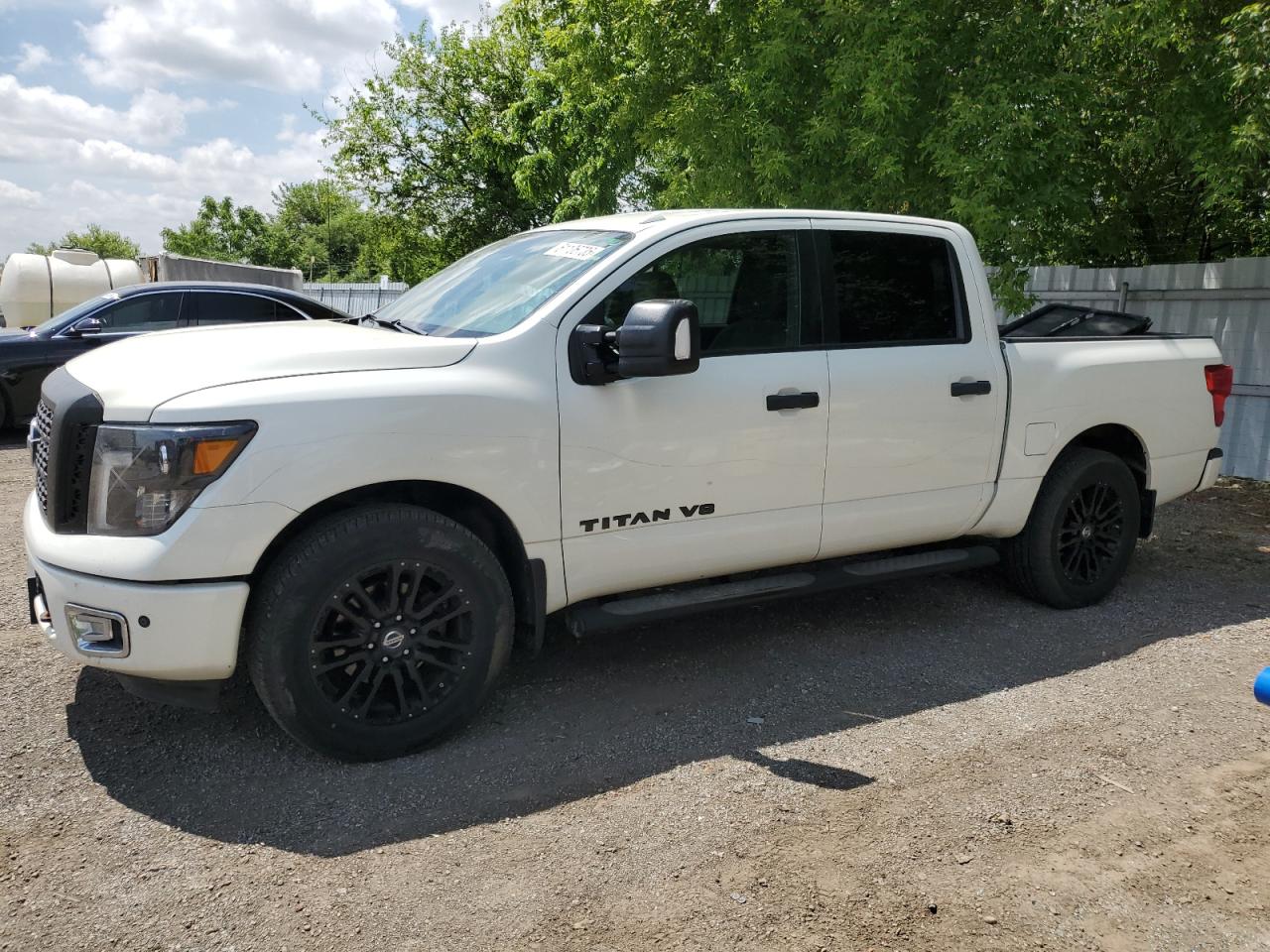 2018 Nissan Titan Sv for Sale in London, ON - Vandalism