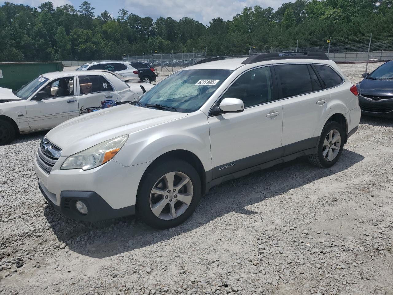 Ellenwood, GA에서 판매 중인 2014 Subaru Outback 2.5I Premium - Rear End