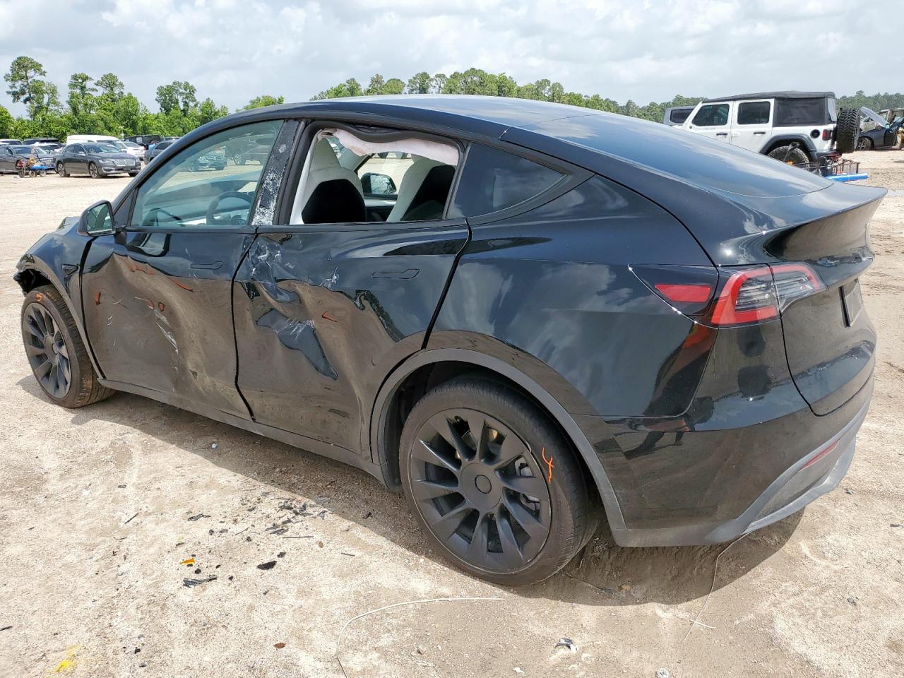 2023 Tesla Model Y black null electric 7SAYGDEEXPA187477 photo #3