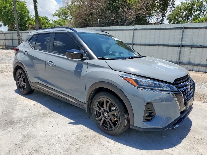  NISSAN KICKS 2022 Gray