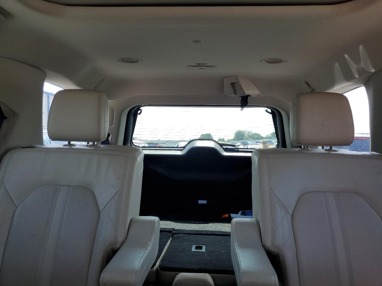 2019 Ford Expedition Platinum VIN: 1FMJU1MT0KEA17174 Lot: 61472945