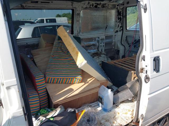 2002 VOLKSWAGEN TRANSPORTE