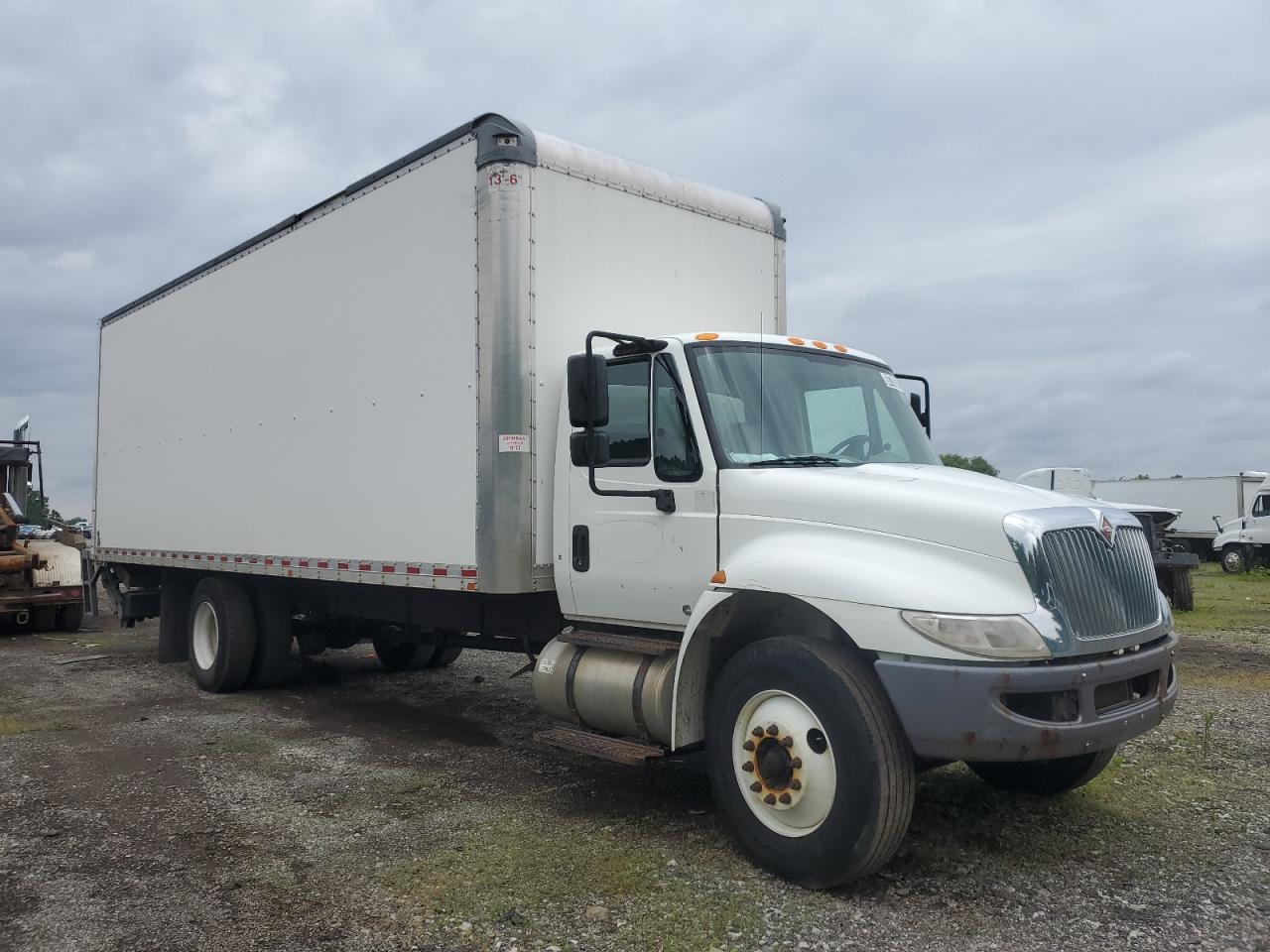 2019 International 4000 4300 للبيع في Columbia Station، OH - Top/Roof