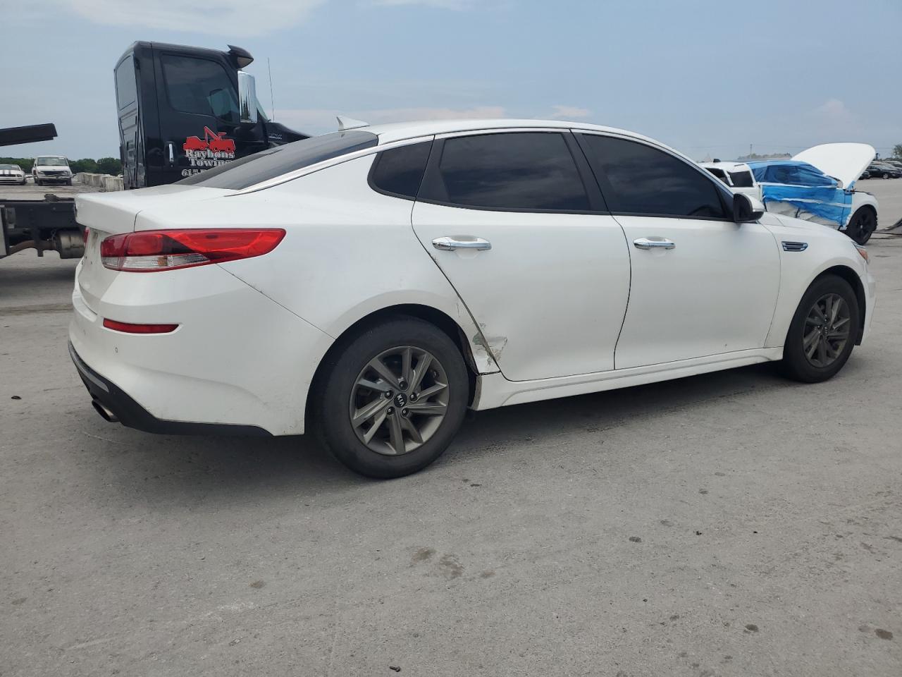 KIA OPTIMA 2019 VIN 5XXGT4L36KG323764 фото 3