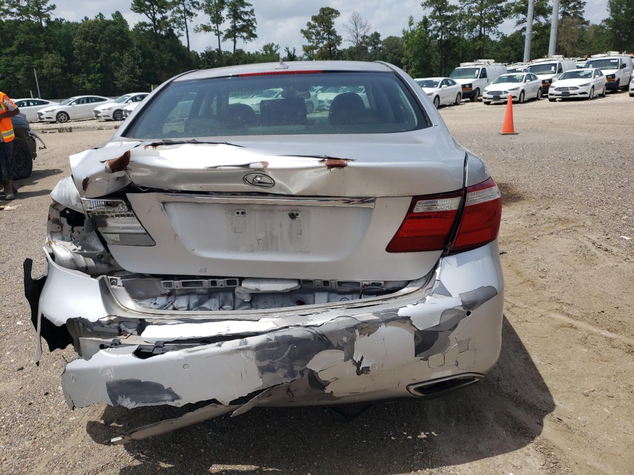 2007 Lexus Ls 460L VIN: JTHGL46F375001826 Lot: 62425115
