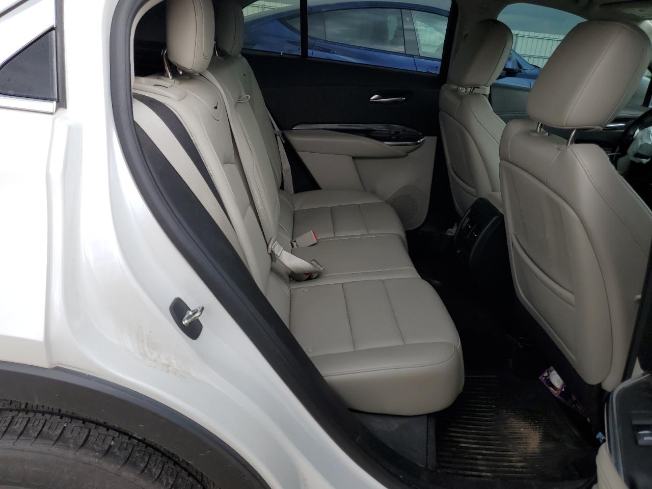 2019 Cadillac Xt4 Luxury VIN: 1GYFZBR49KF144304 Lot: 60083595
