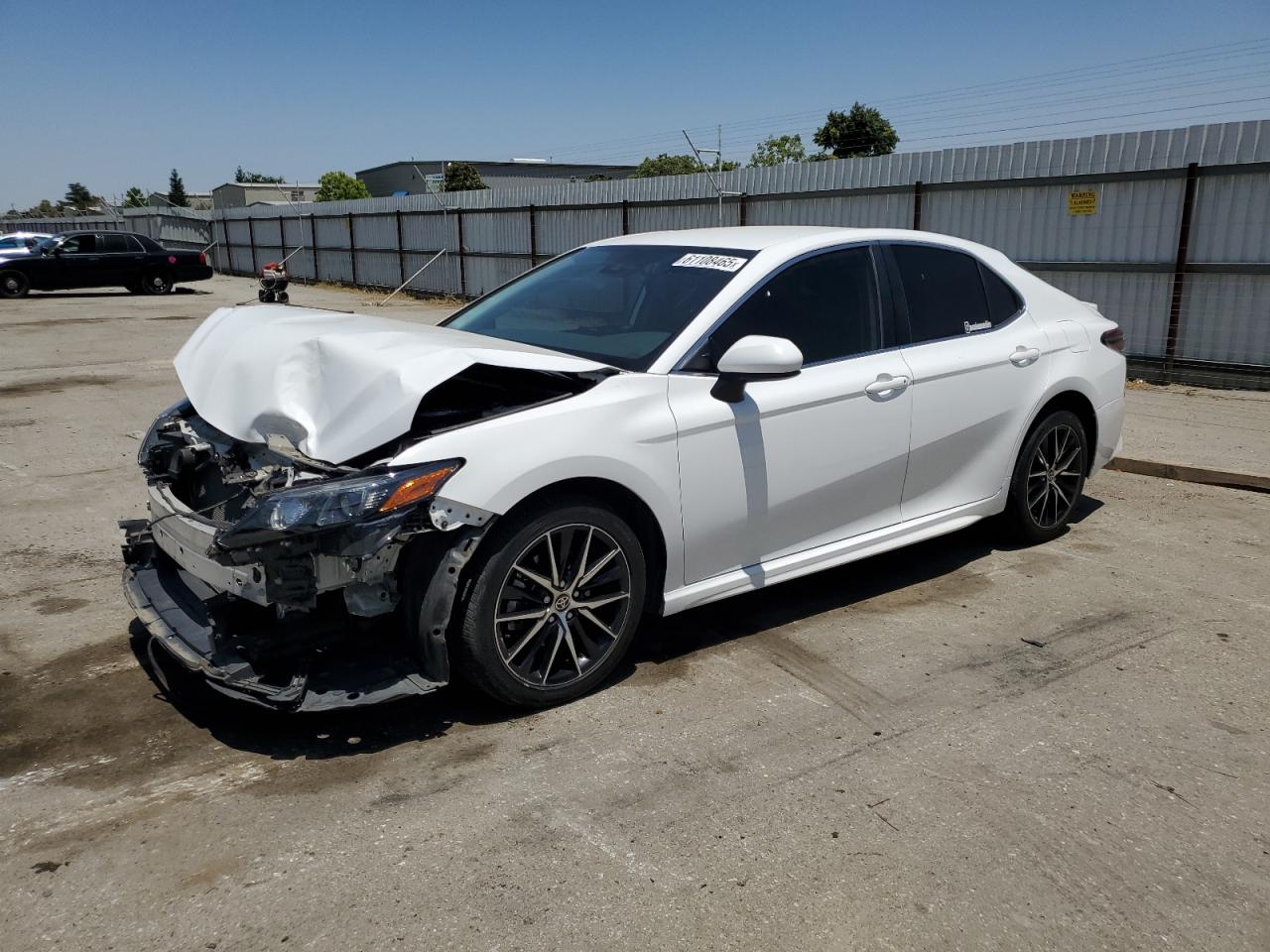 2021 Toyota Camry Se продається в Bakersfield, CA - All Over