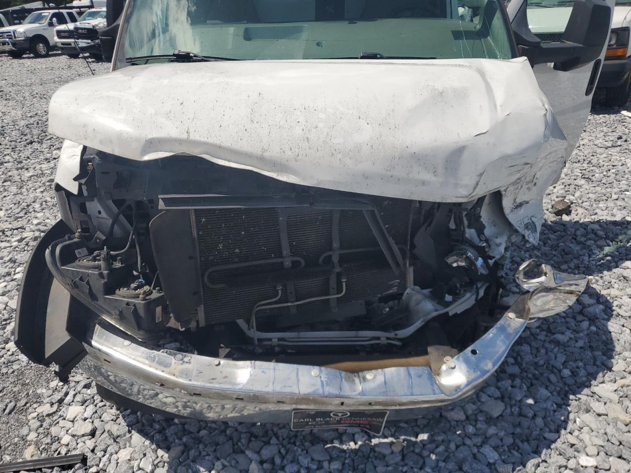 2017 GMC Savana Cutaway G3500 VIN: 1GD07RFG1H1338447 Lot: 61438265