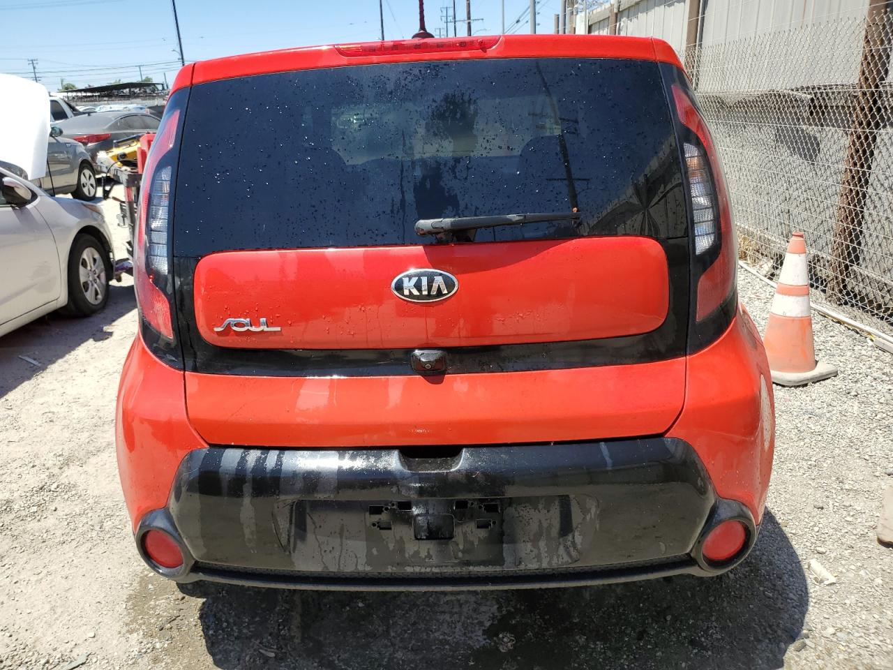 2016 Kia Soul + VIN: KNDJP3A52G7818780 Lot: 62963415