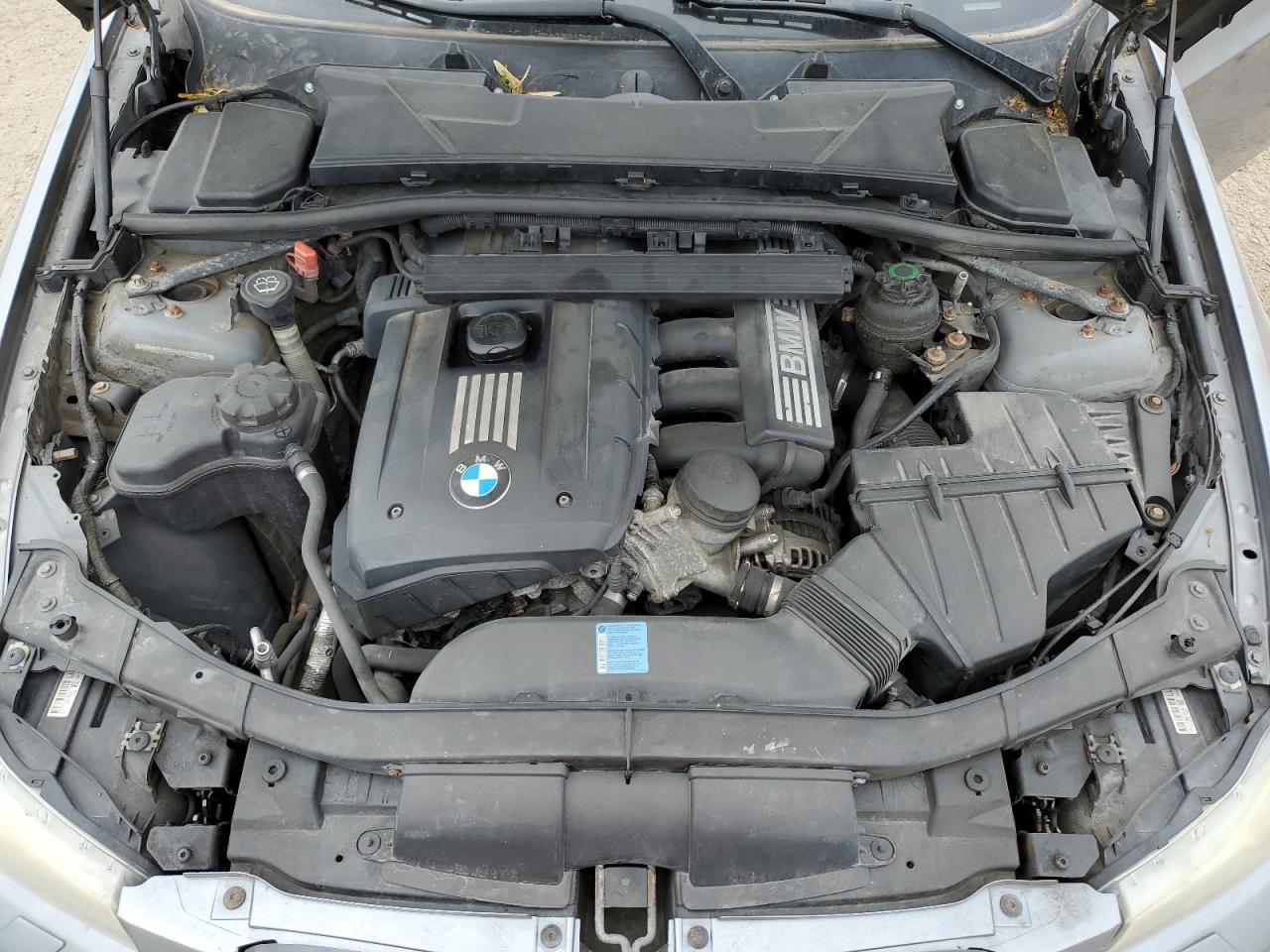BMW 3 SERIES 2009 VIN WBAUU33589A539646 фото 11