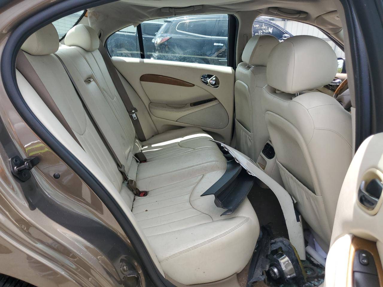 2001 Jaguar S-Type VIN: SAJDA01N61FL97657 Lot: 60914375