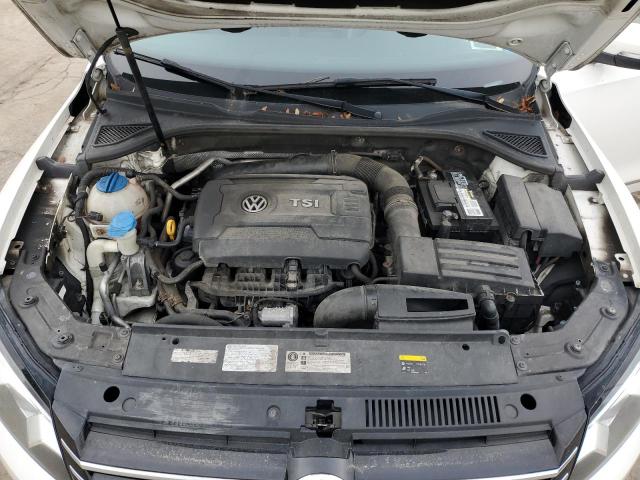 2015 VOLKSWAGEN PASSAT SE  