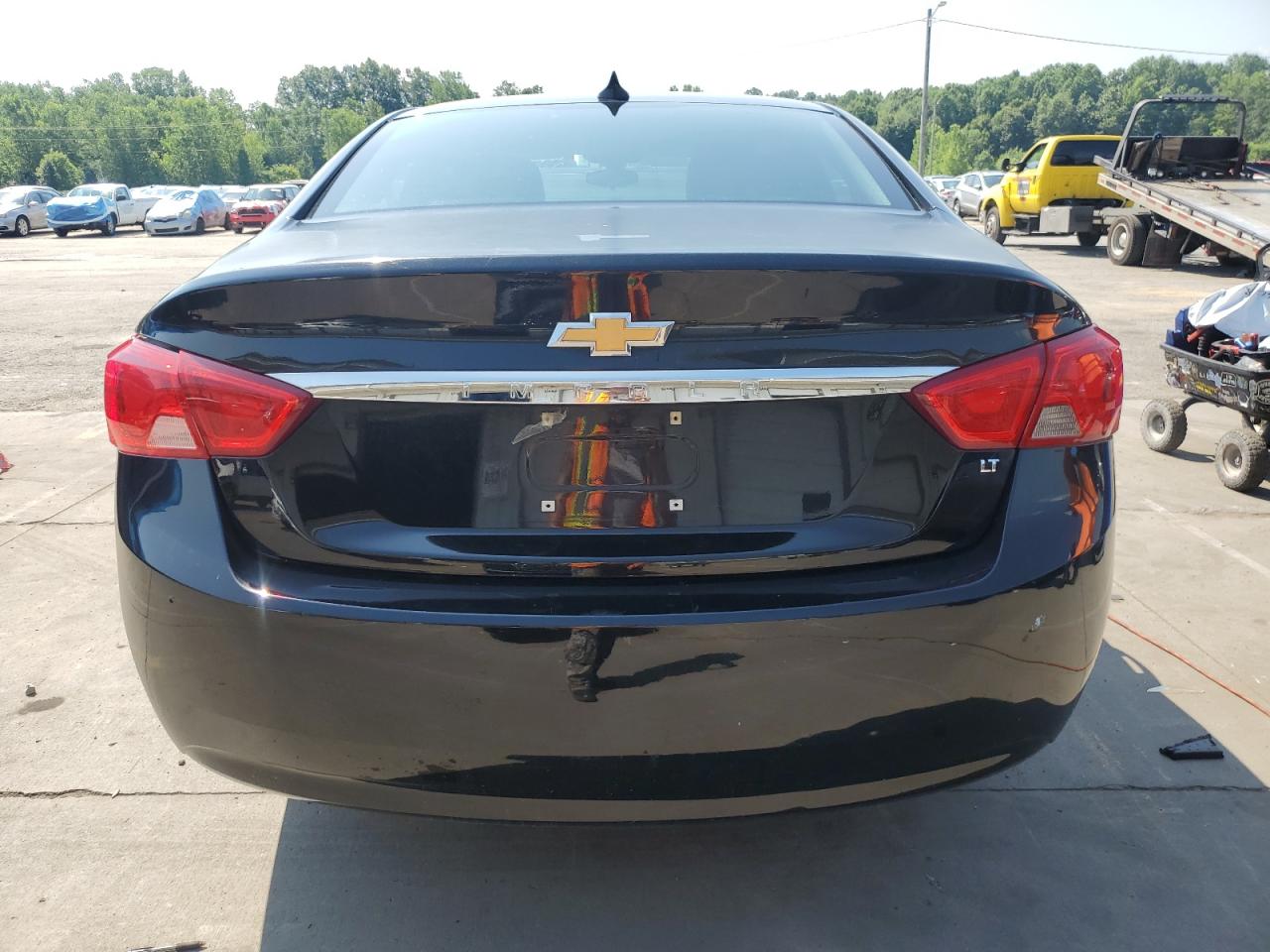 2017 Chevrolet Impala Lt VIN: 1G1105SA8HU163385 Lot: 62903485
