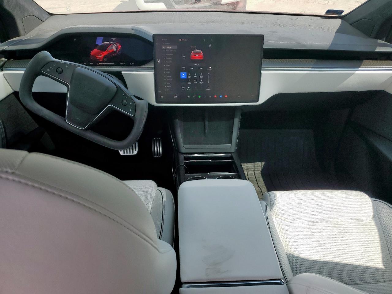 2023 Tesla Model X VIN: 7SAXCBE60PF418443 Lot: 62032885