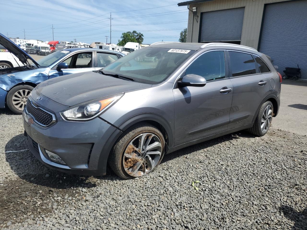 2018 Kia Niro Touring zu verkaufen in Eugene, OR - Front End
