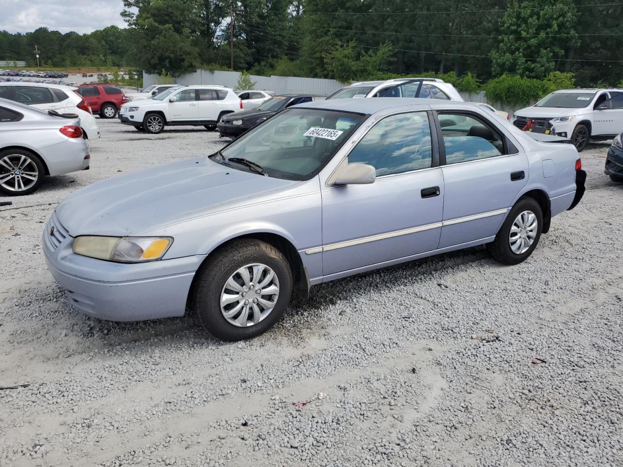 1997 Toyota Camry Ce for Sale in Fairburn, GA - Rear End