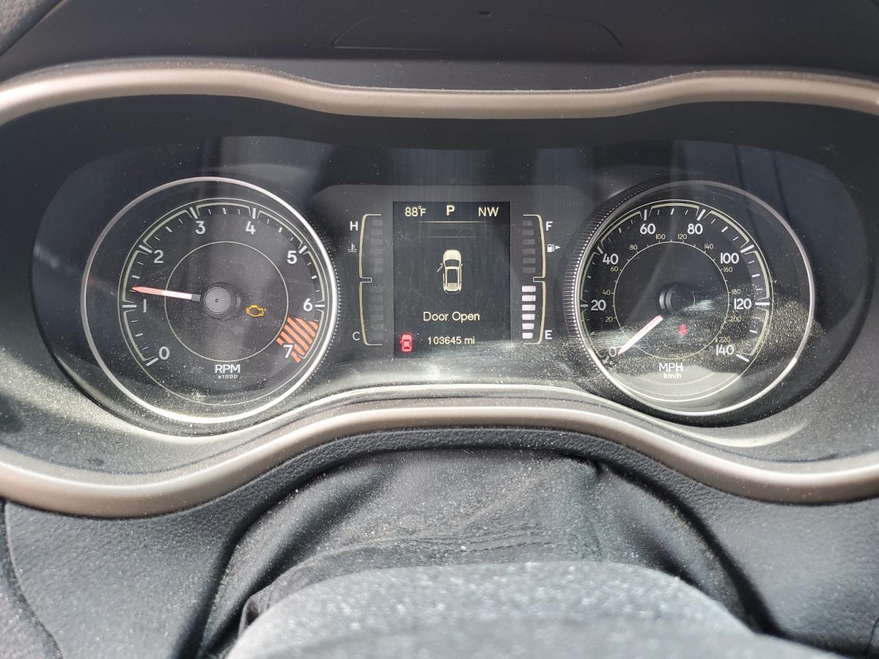 2014 Jeep Cherokee Latitude VIN: 1C4PJMCB8EW176525 Lot: 60784085