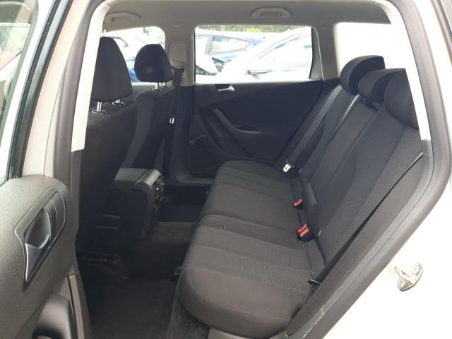 2010 VOLKSWAGEN PASSAT S T
