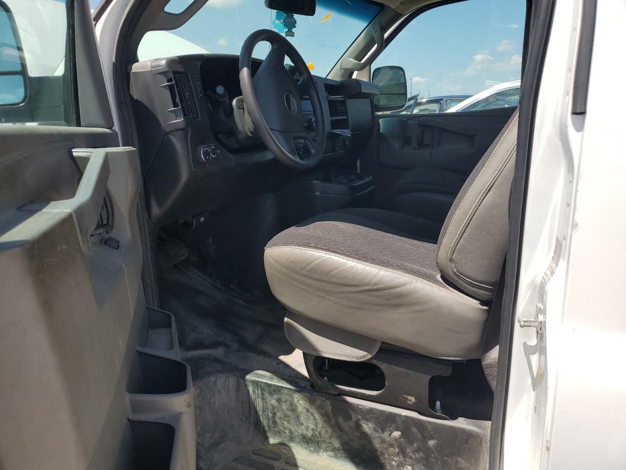 2019 GMC Savana G2500 VIN: 1GTW7AFG6K1259735 Lot: 61904585