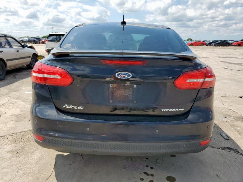  FORD FOCUS 2018 Black