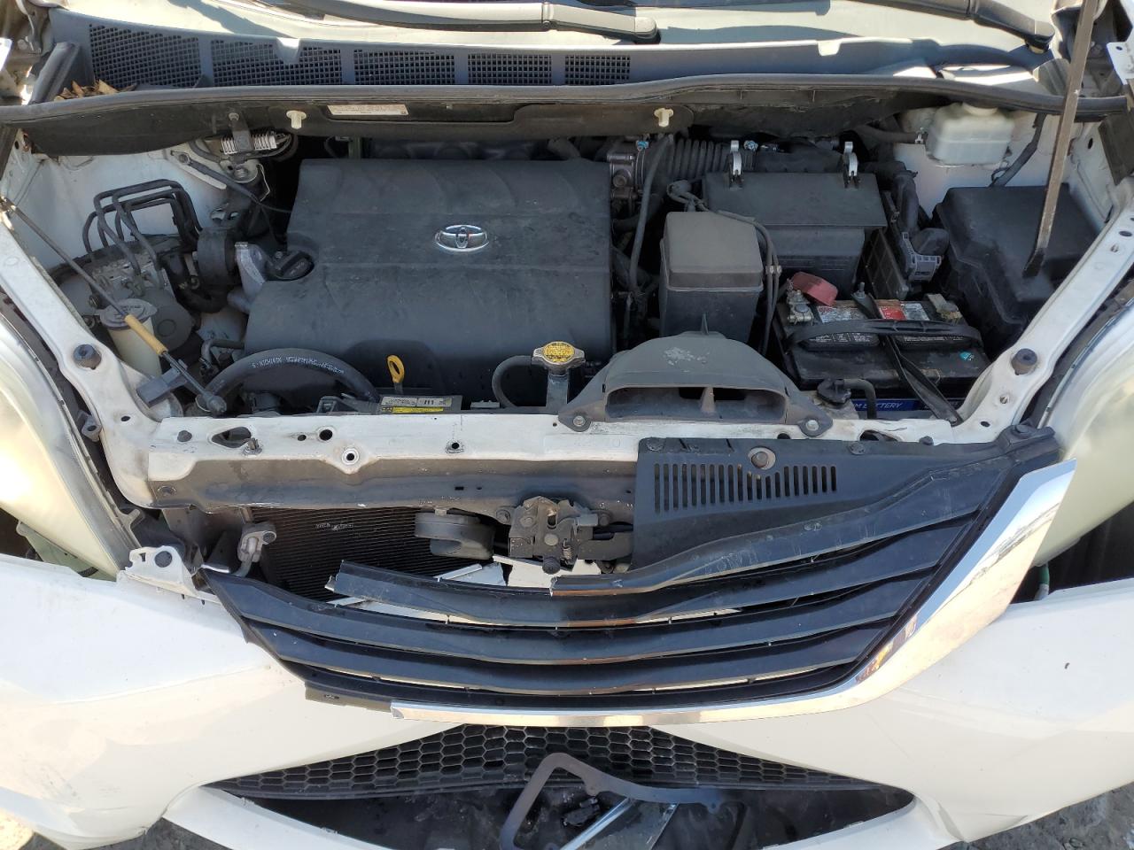 2012 Toyota Sienna Le VIN: 5TDKK3DC8CS241301 Lot: 62791895