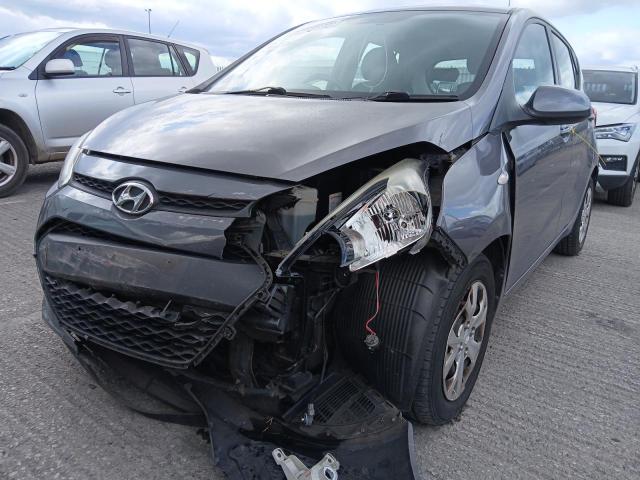 2015 HYUNDAI I10 SE
