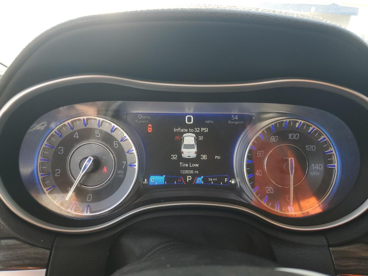 2016 Chrysler 300 Limited VIN: 2C3CCAAG0GH161450 Lot: 61992645