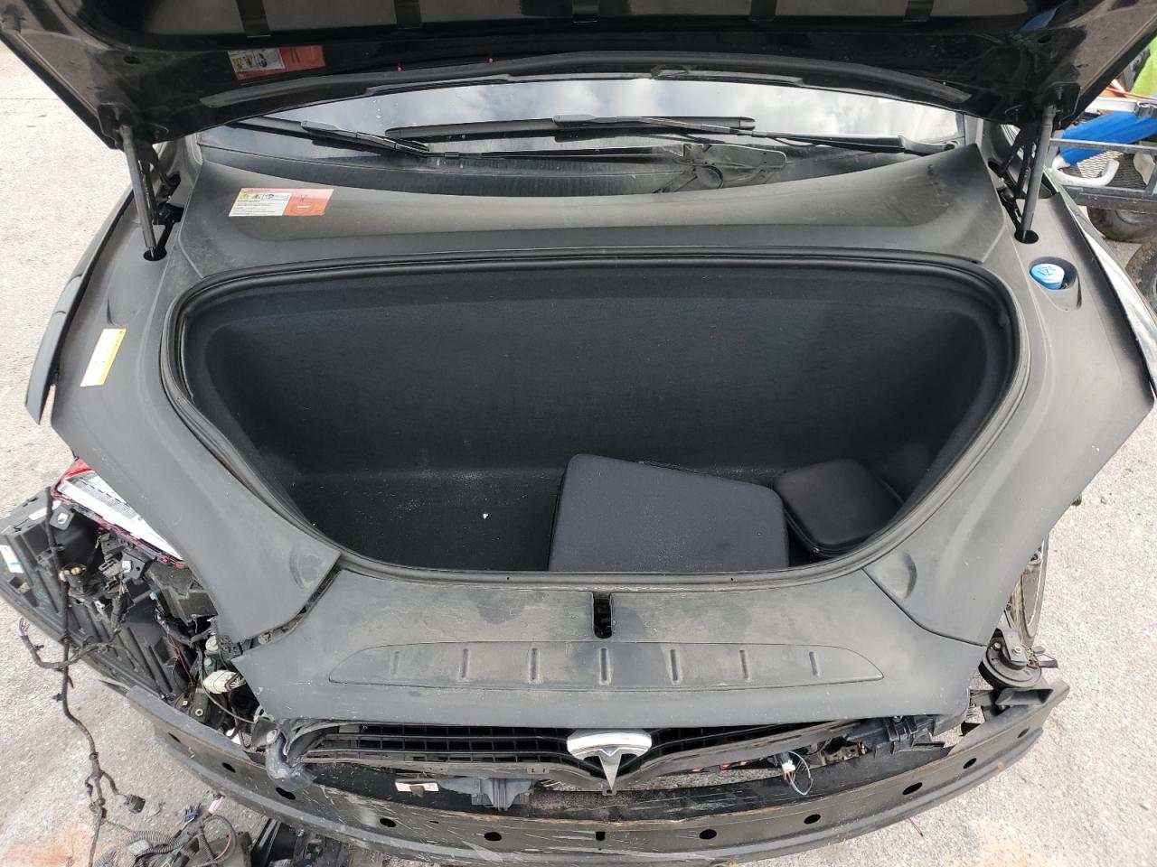 2016 Tesla Model X VIN: 5YJXCAE21GF004060 Lot: 59554355