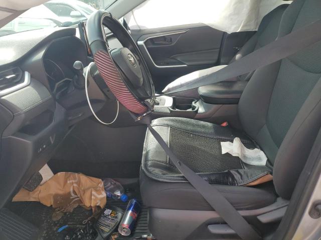  TOYOTA RAV4 2020 Серебристый