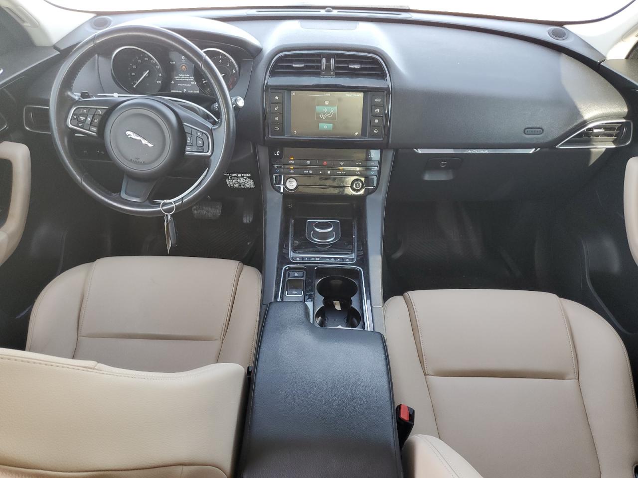 2018 Jaguar F-Pace Premium VIN: SADCJ2GX1JA236052 Lot: 62367645