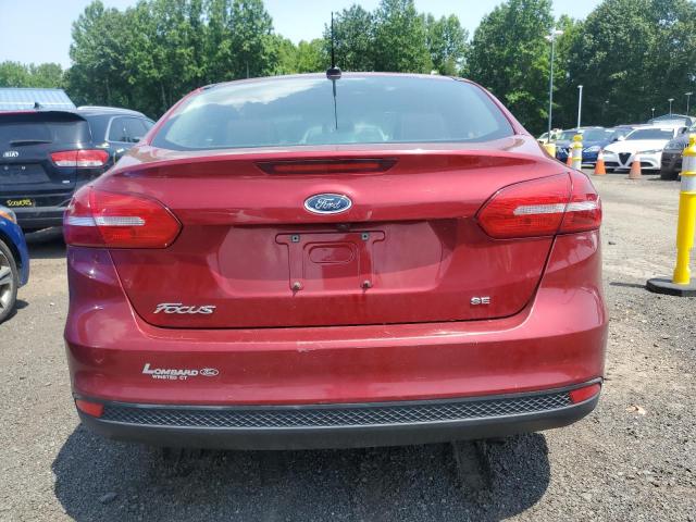 Sedans FORD FOCUS 2016 Red
