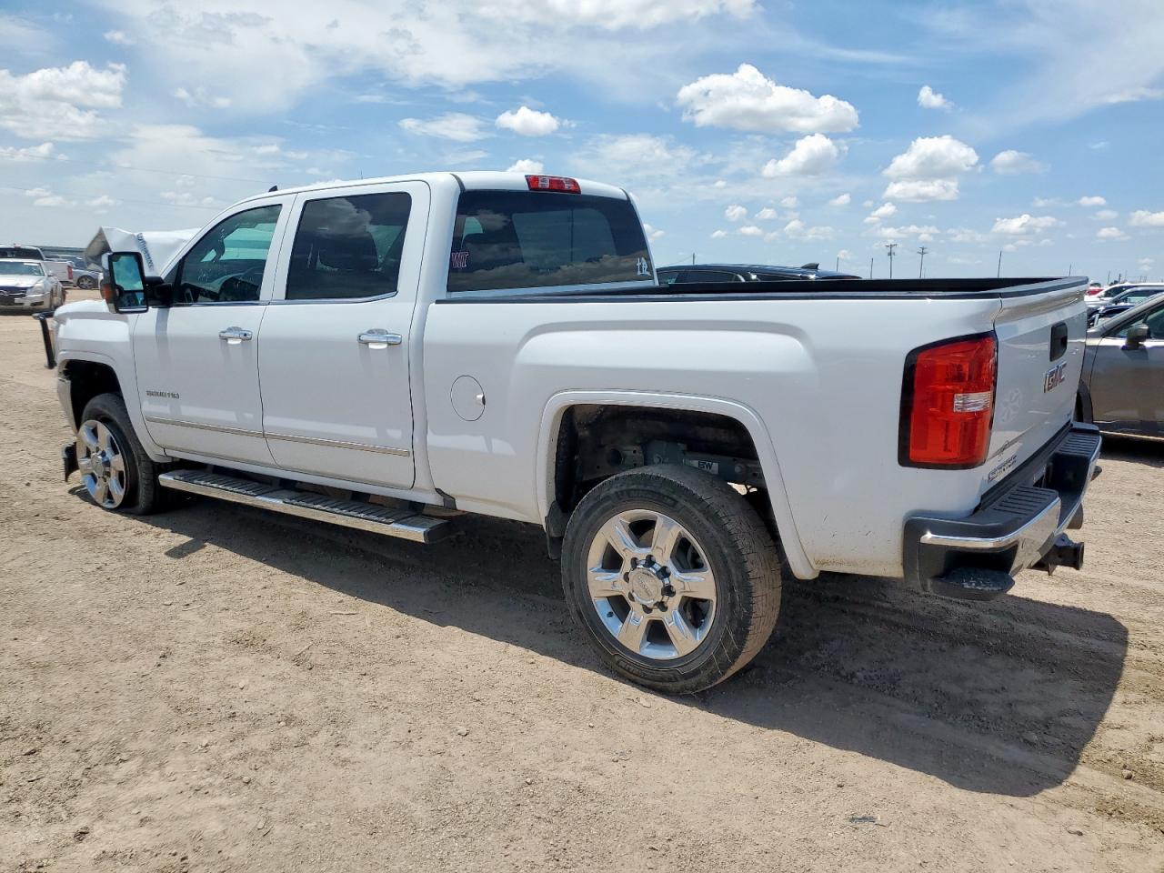 GMC SIERRA 2019 VIN 1GT12REY4KF270768 photo 2