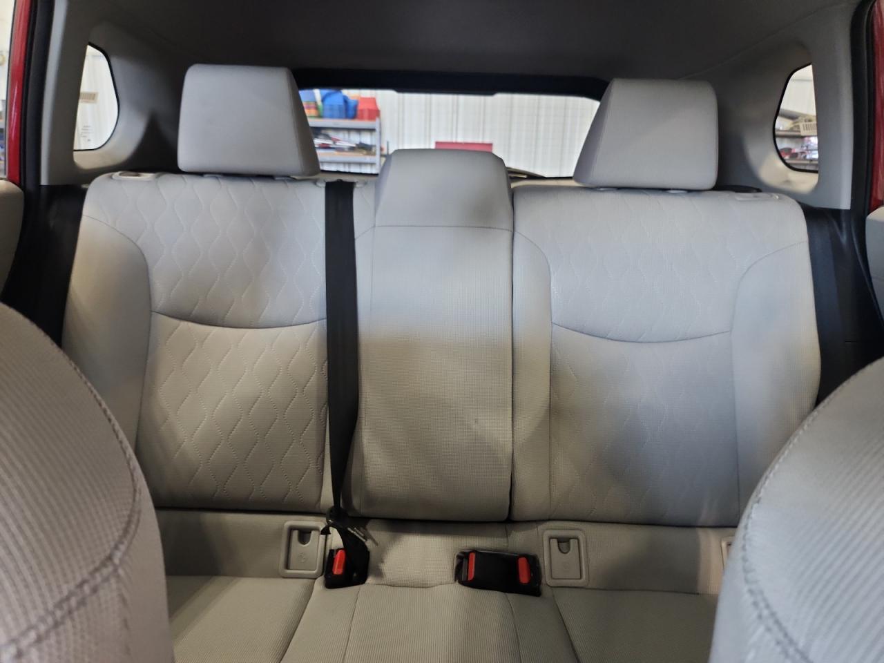 2022 Toyota Corolla Cross Le VIN: 7MUCAAAG1NV033692 Lot: 61725765