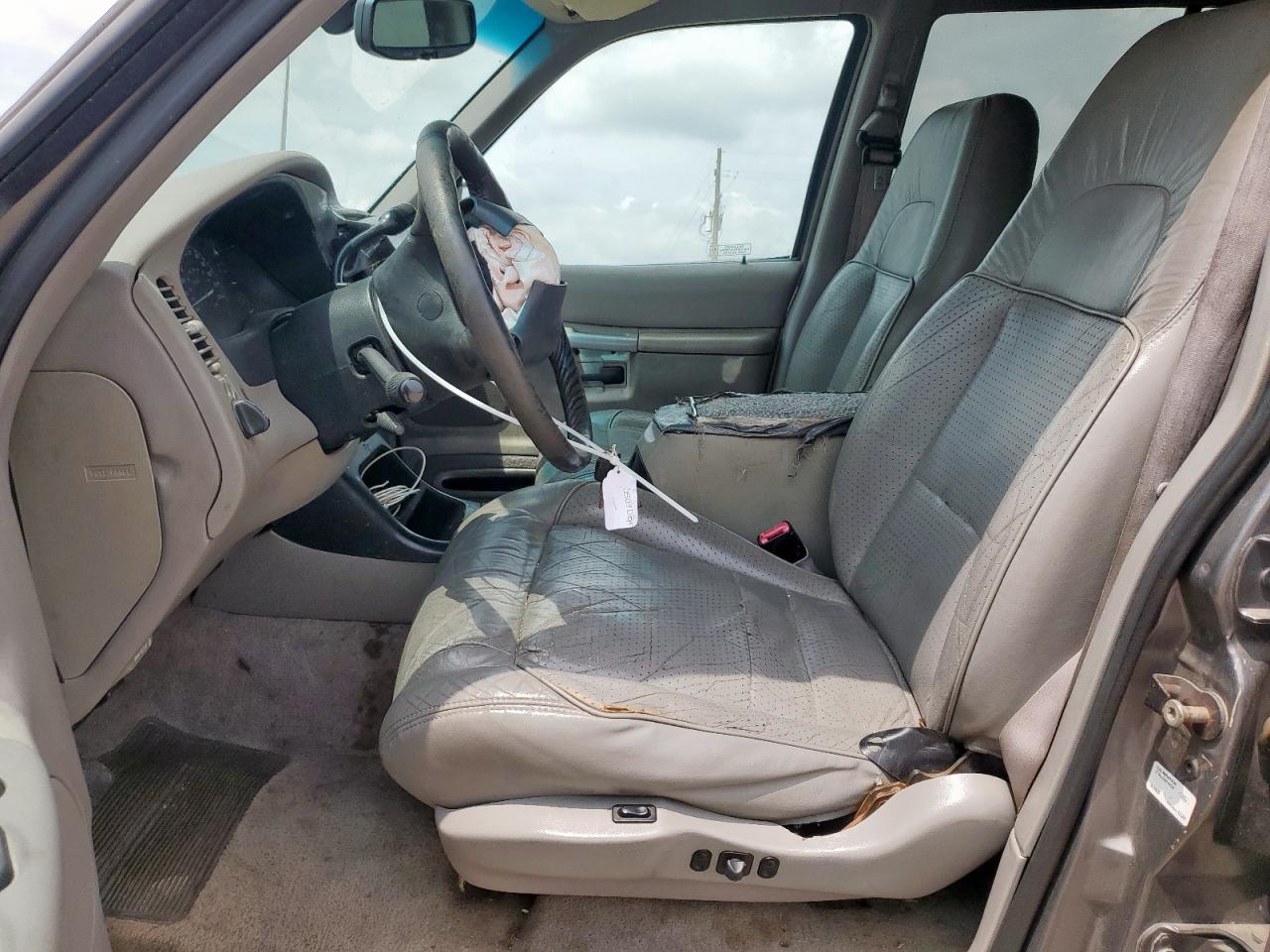 1998 Ford Explorer VIN: 1FMZU32X3WZB87743 Lot: 59793115