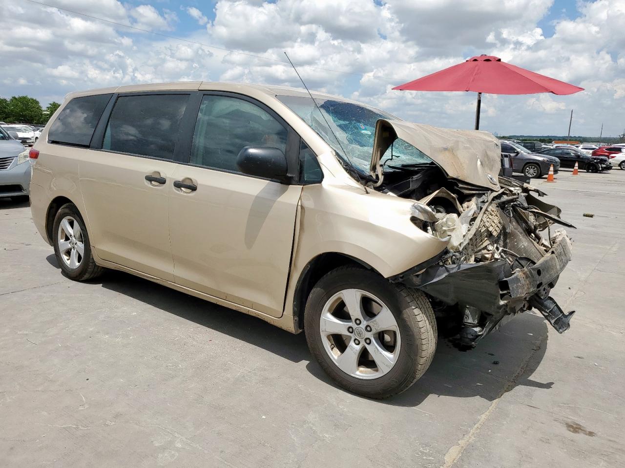 TOYOTA All Models 2014 VIN 5TDZK3DC7ES469663 фото 4