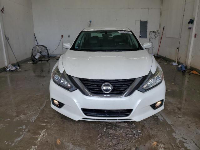  NISSAN ALTIMA 2018 White