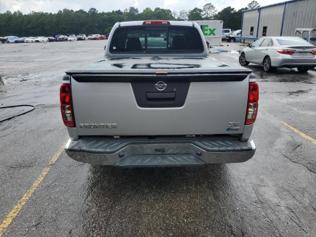  NISSAN FRONTIER 2019 Srebrny