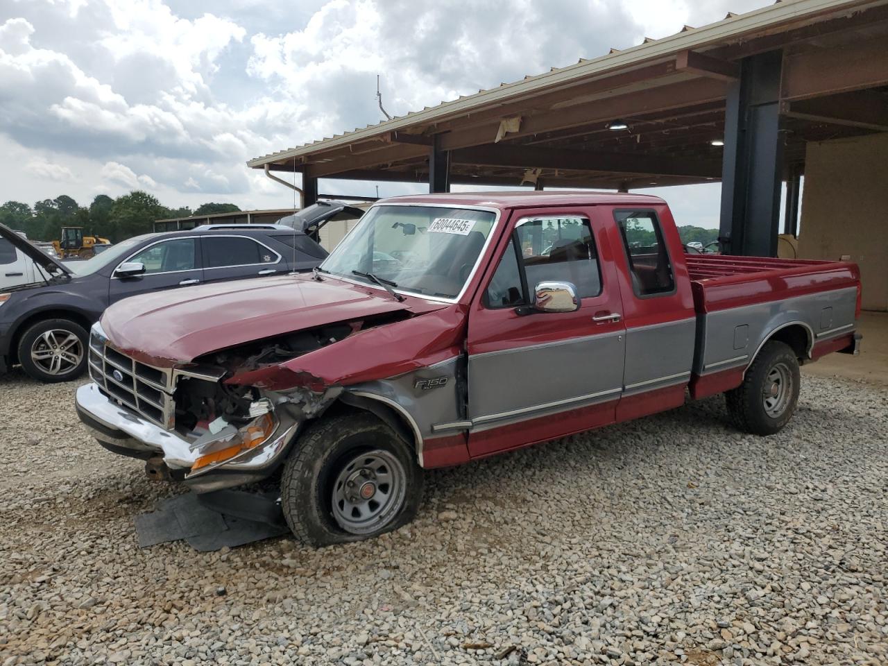 1995 Ford F150 للبيع في Tanner، AL - Front End