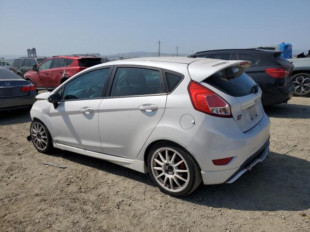  FORD FIESTA 2016 Белы