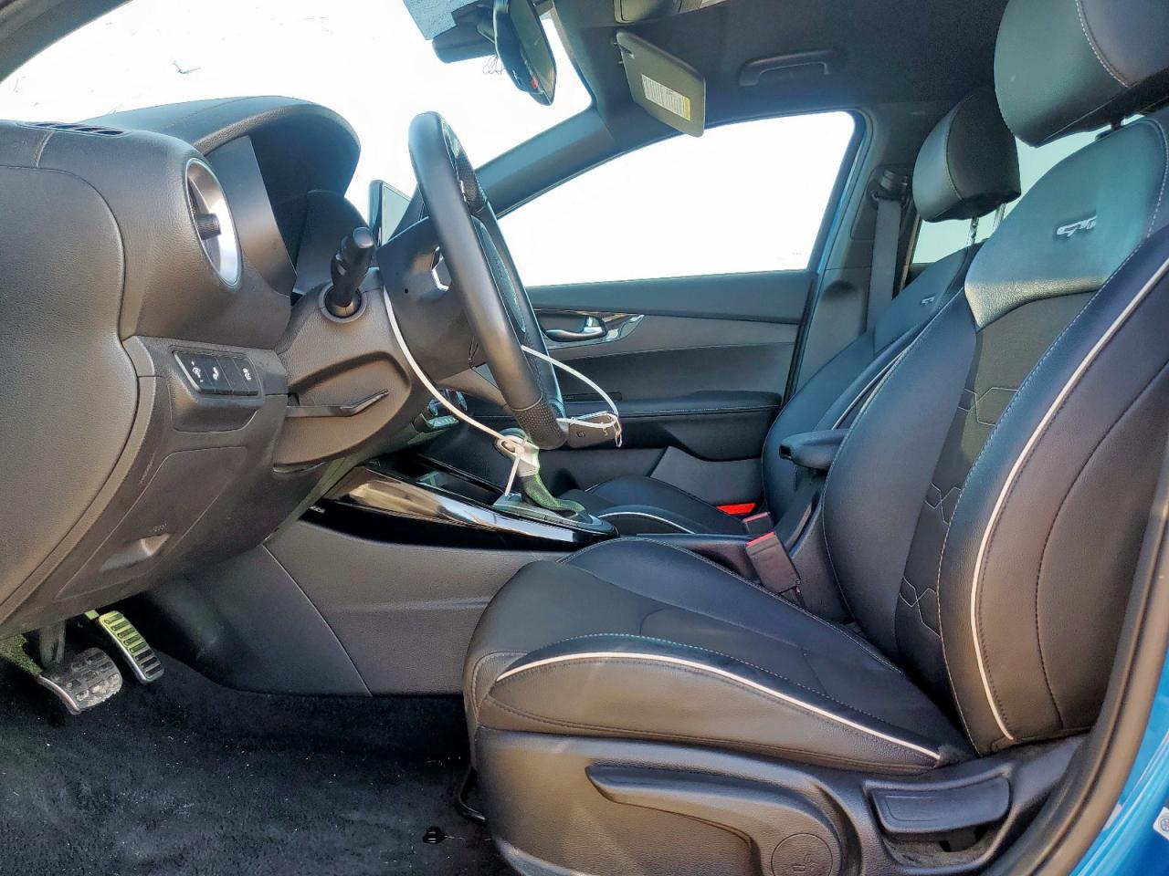 KIA FORTE 2023 VIN 3KPF54AD1PE665642 zdjęcie 7