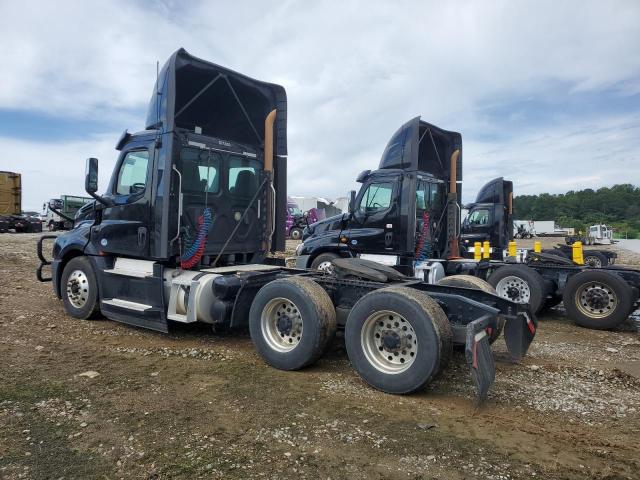 2018 FREIGHTLINER CASCADIA 126 SEMI TRUCK