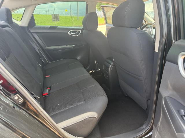Sedans NISSAN SENTRA 2015 Czarny