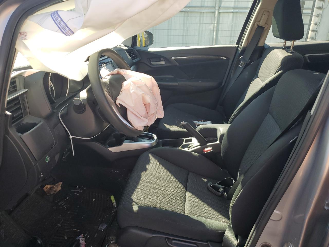 2020 Honda Fit Lx VIN: 3HGGK5H4XLM726075 Lot: 61870965