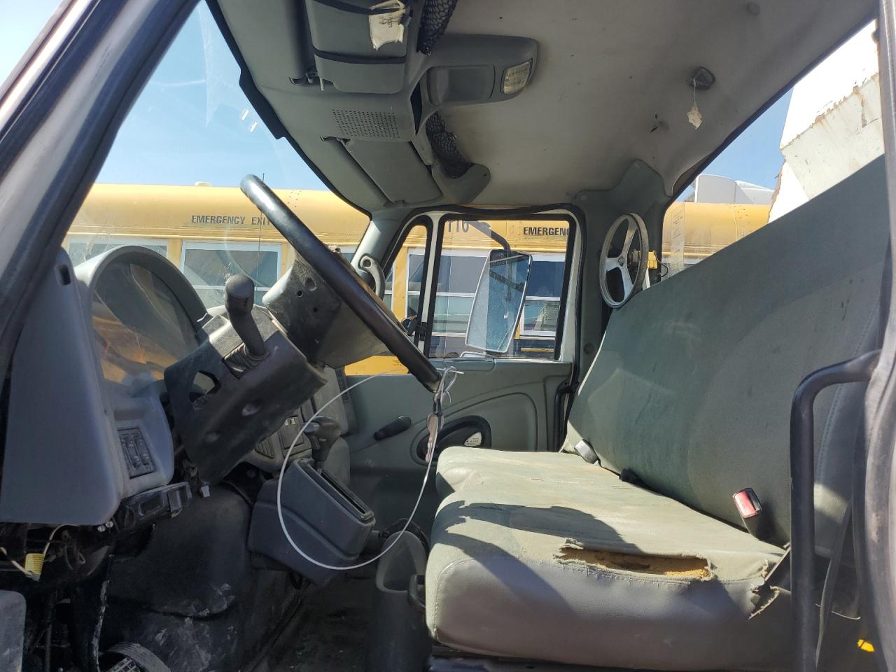 2006 International 4000 4300 VIN: 1HTMMAAM46H133984 Lot: 61218055