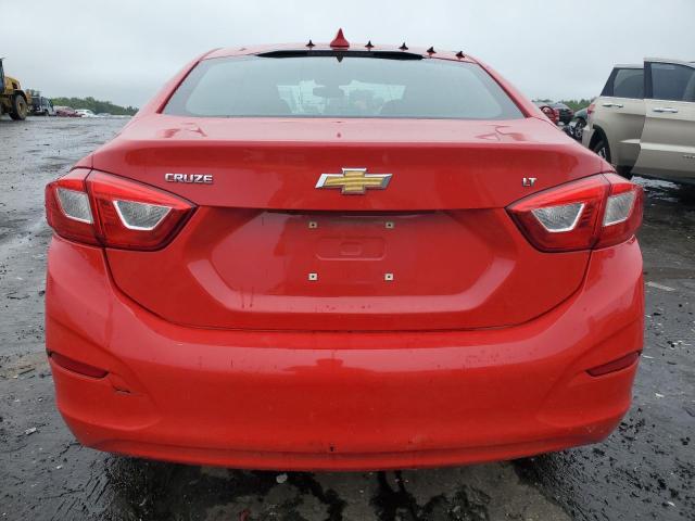  CHEVROLET CRUZE 2017 Czerwony