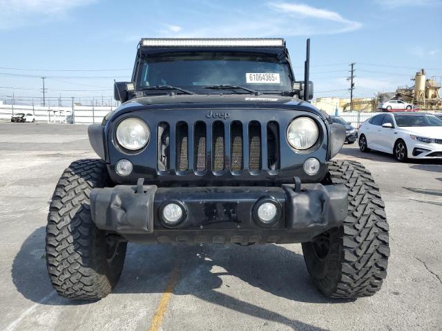 Parquets JEEP WRANGLER 2014 Czarny