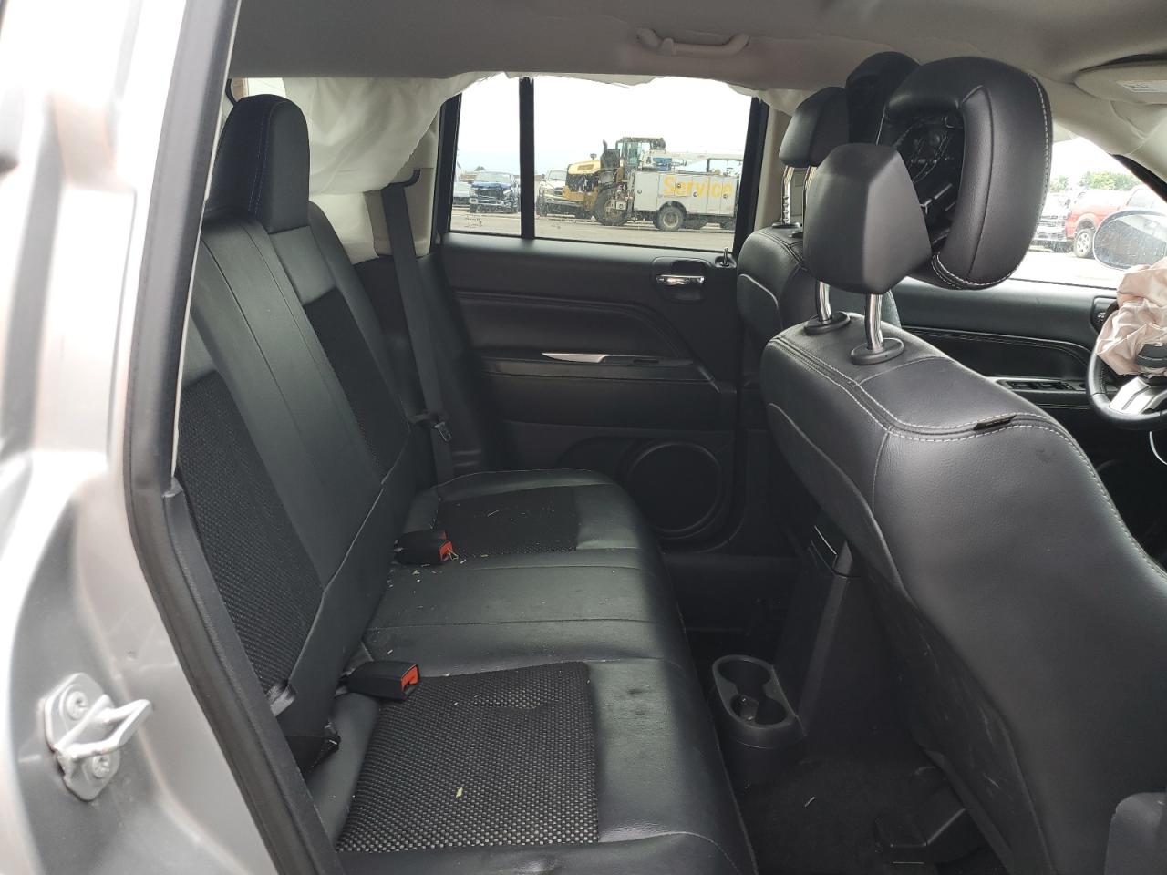 2015 Jeep Compass Latitude VIN: 1C4NJDEB4FD208226 Lot: 59612915