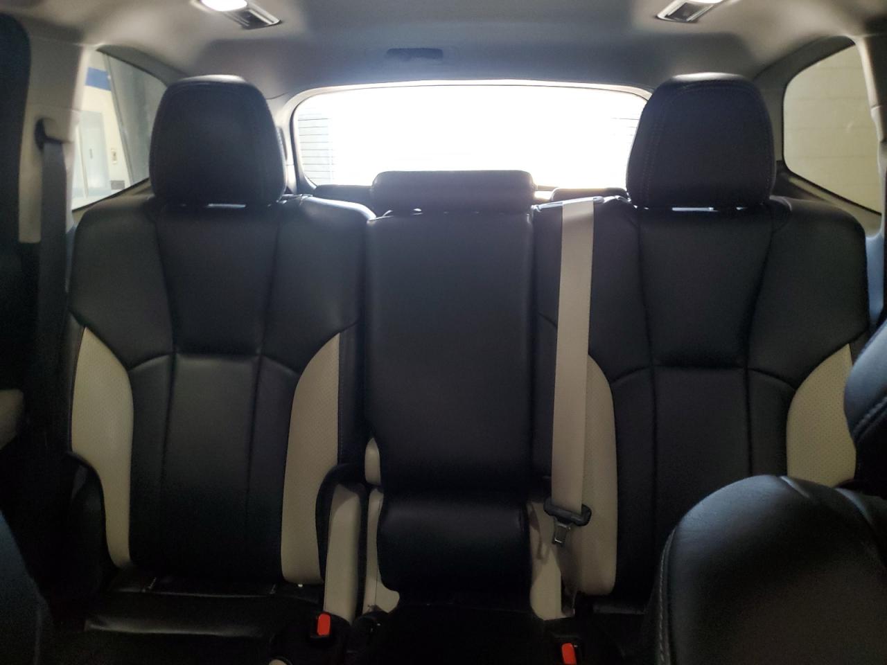 2019 Subaru Ascent Premium VIN: 4S4WMACD5K3460688 Lot: 57597875